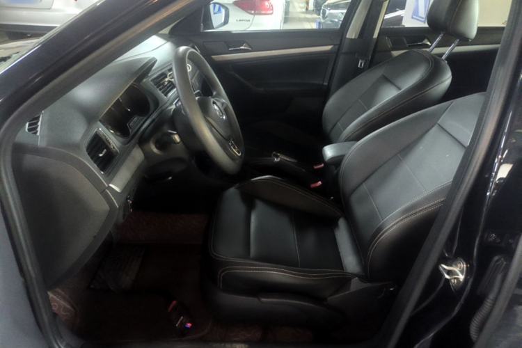 Used Volkswagen Lavida 2017 1.6L Manual Fashion Edition Left Front Seat
