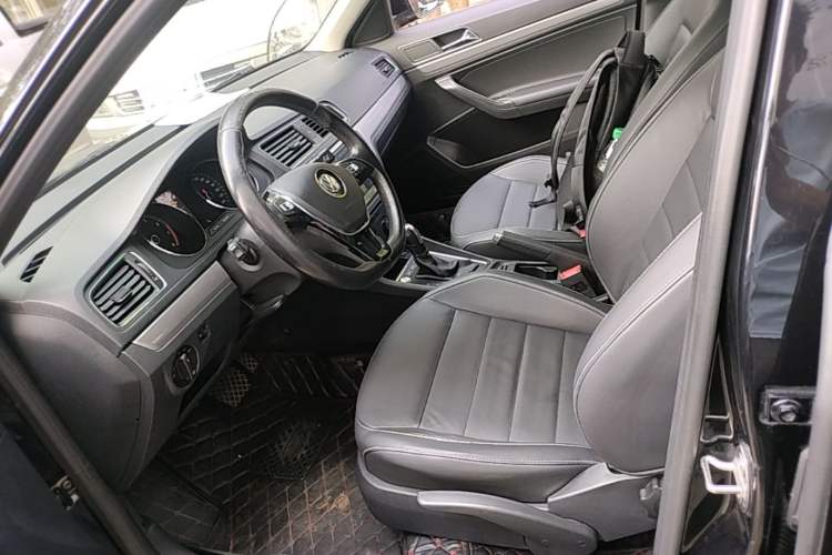 Used Volkswagen Lavida 2017 230TSI DSG Comfort Edition Left Front Seat