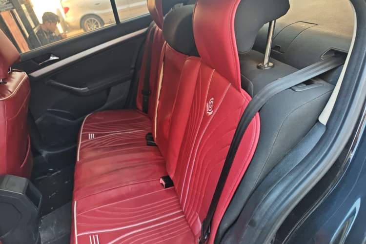 Used Volkswagen Lavida 2017 1.6L Manual Fashion Edition Left Rear Seat