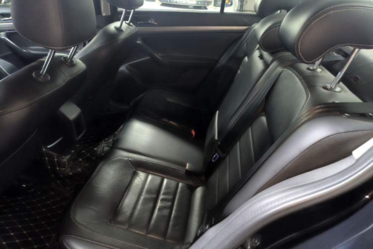 Used Volkswagen Lavida 2017 1.6L Automatic Comfort Edition Left Rear Seat