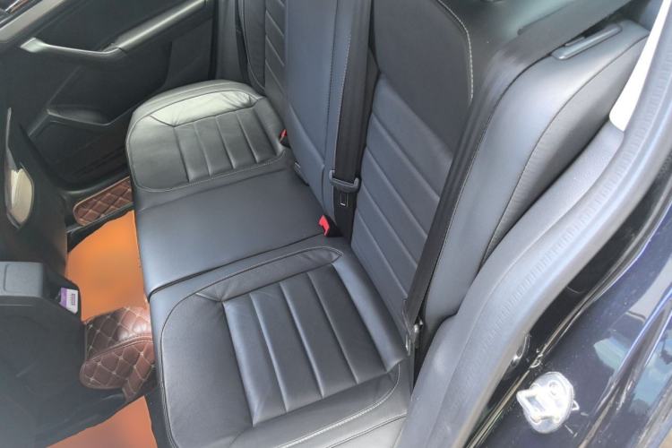 Used Volkswagen Lavida 2017 1.6L Automatic Comfort Edition Left Rear Seat