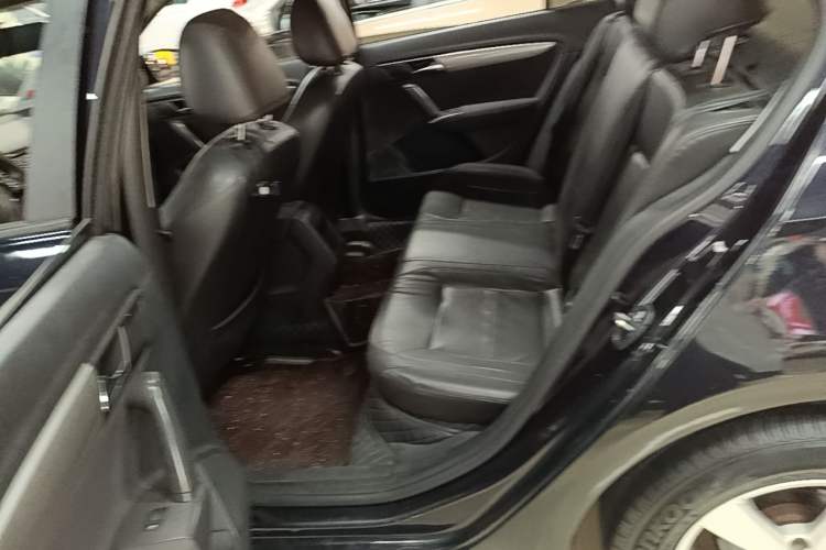 Used Volkswagen Lavida 2017 1.6L Automatic Fashion Edition Left Rear Seat