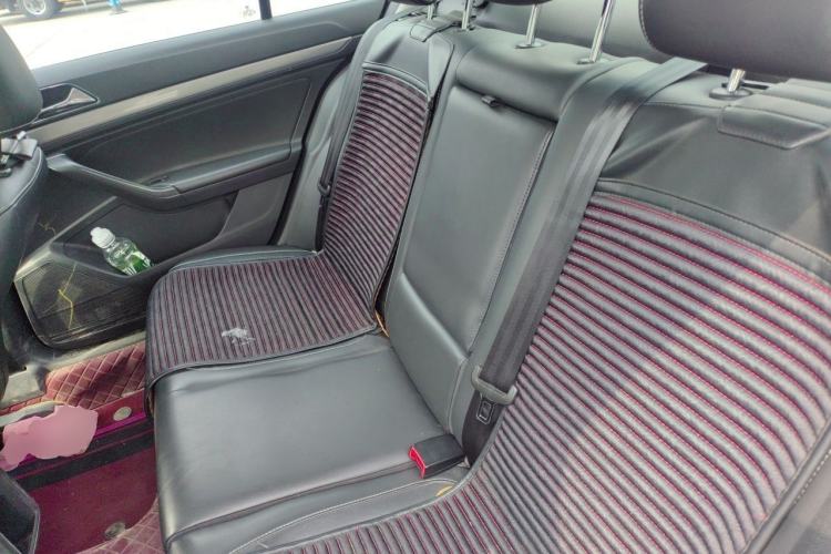 Used Volkswagen Lavida 2017 230TSI DSG Comfort Edition Left Rear Seat