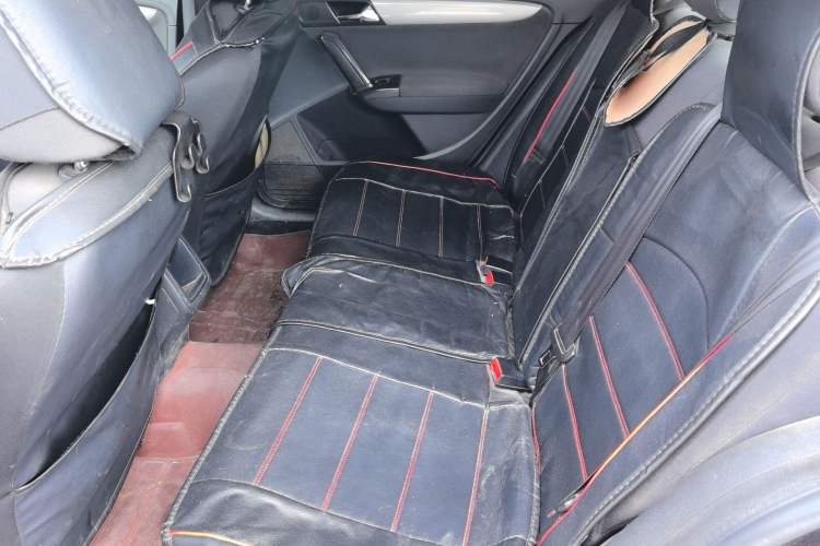 Used Volkswagen Lavida 2017 1.6L Automatic Fashion Edition Left Rear Seat