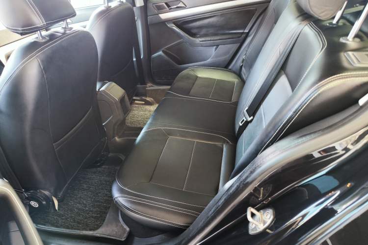Used Volkswagen Lavida 2017 1.6L Automatic Fashion Edition Left Rear Seat