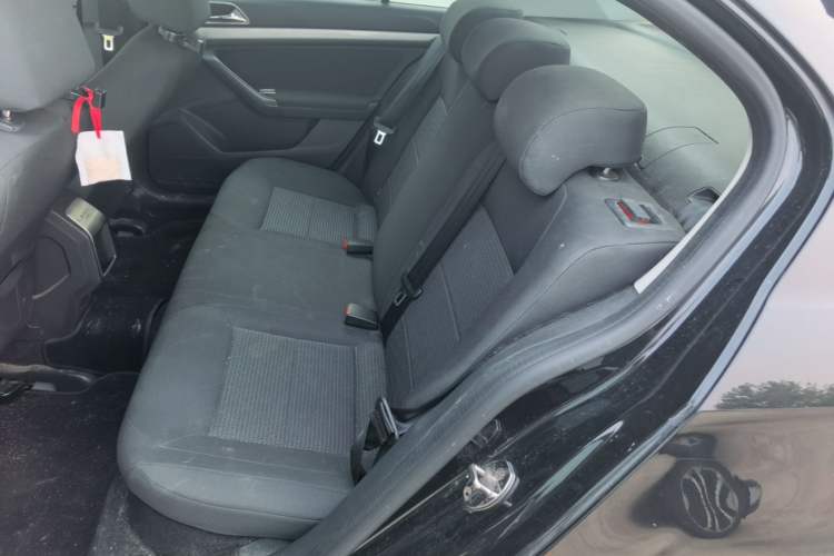 Used Volkswagen Lavida 2017 1.6L Automatic Fashion Edition Left Rear Seat