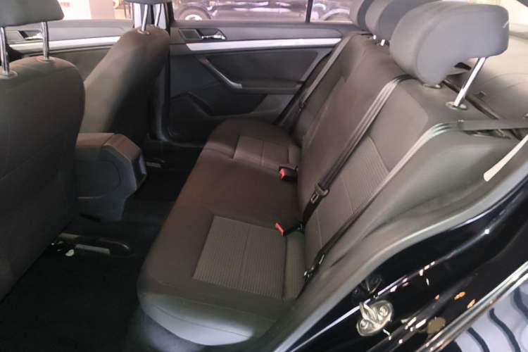Used Volkswagen Lavida 2017 1.6L Manual Fashion Edition Left Rear Seat