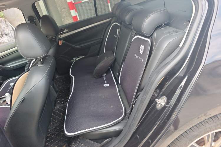 Used Volkswagen Lavida 2017 1.6L Automatic Comfort Edition Left Rear Seat