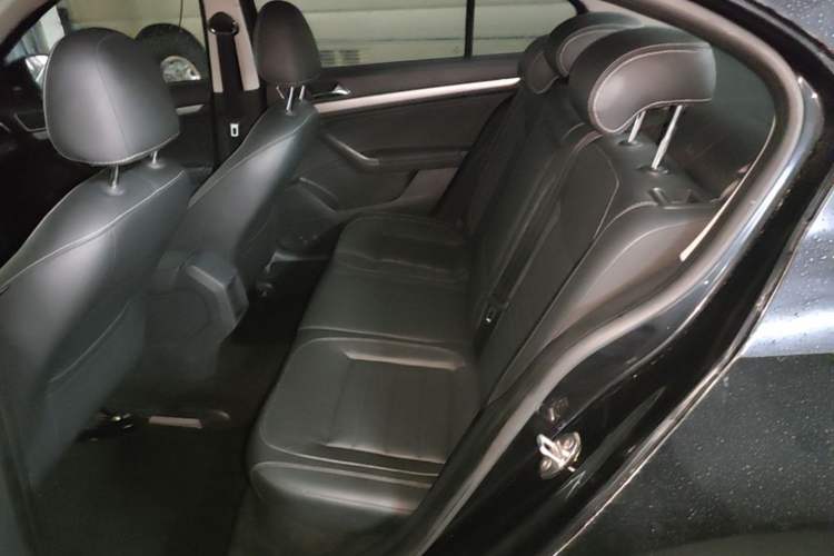 Used Volkswagen Lavida 2017 1.6L Manual Comfort Edition Left Rear Seat