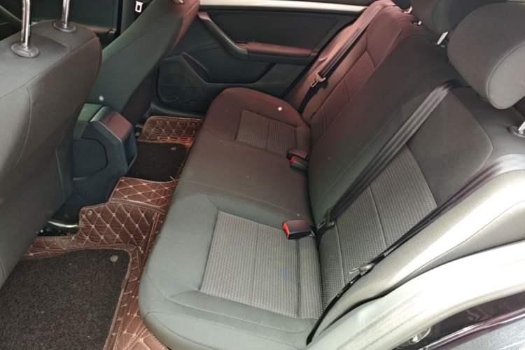 Used Volkswagen Lavida 2017 1.6L Manual Fashion Edition Left Rear Seat
