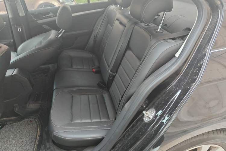Used Volkswagen Lavida 2017 1.6L Automatic Comfort Edition Left Rear Seat