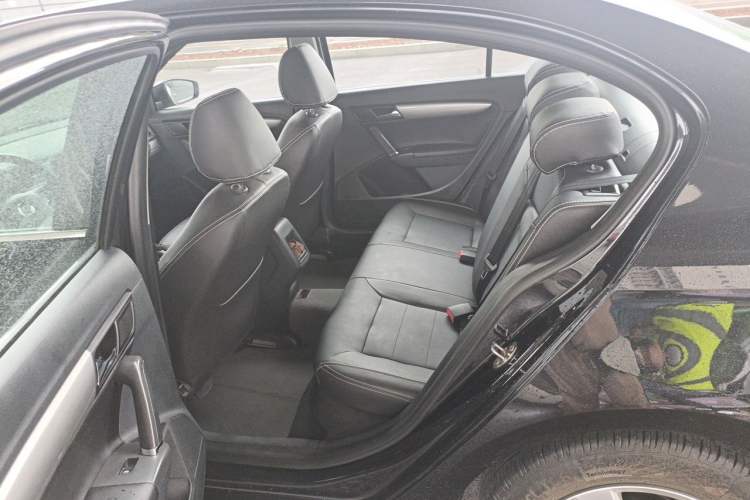 Used Volkswagen Lavida 2017 1.6L Automatic Fashion Edition Left Rear Seat