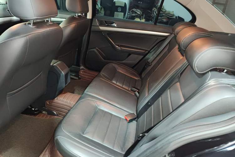Used Volkswagen Lavida 2017 1.6L Manual Comfort Edition Left Rear Seat