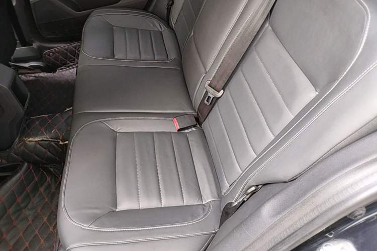 Used Volkswagen Lavida 2017 230TSI DSG Comfort Edition Left Rear Seat
