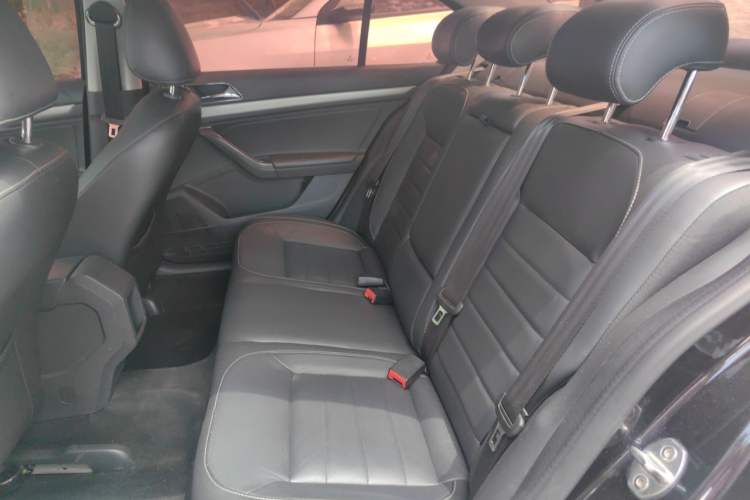 Used Volkswagen Lavida 2017 1.6L Automatic Comfort Edition Left Rear Seat