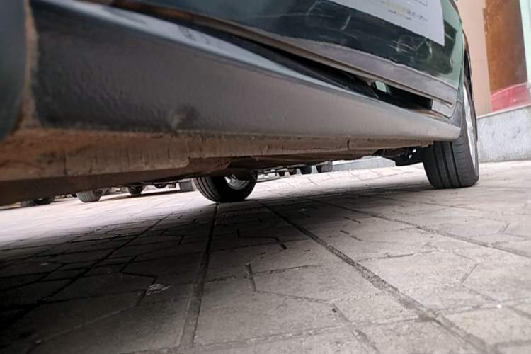 Used Volkswagen Lavida 2017 230TSI DSG Comfort Edition Left Side Sill