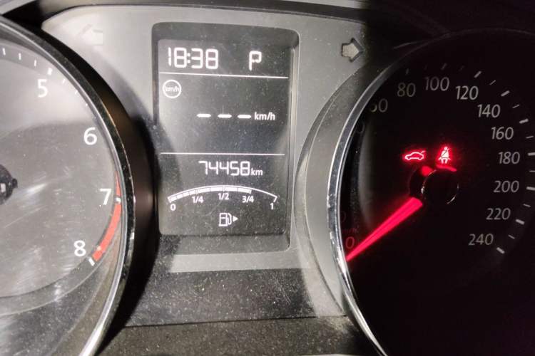 Used Volkswagen Lavida 2017 1.6L Automatic Comfort Edition Odometer Close Up