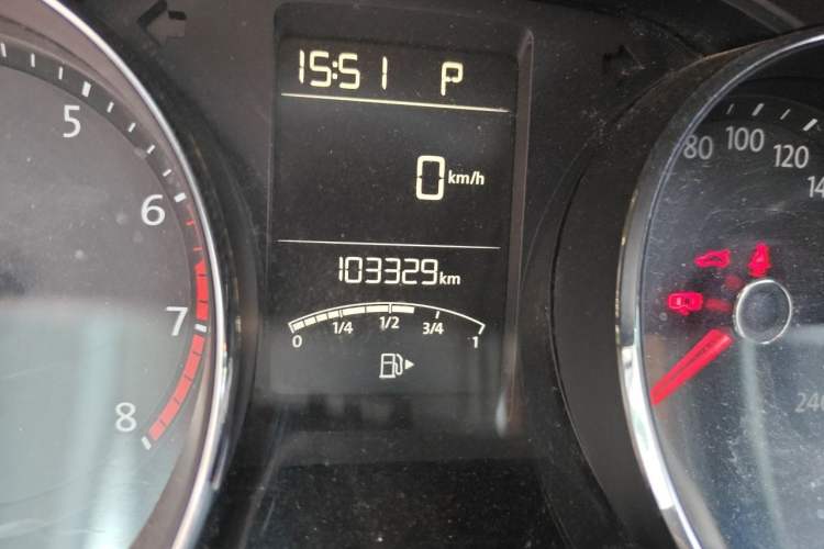 Used Volkswagen Lavida 2017 1.6L Automatic Comfort Edition Odometer Close Up