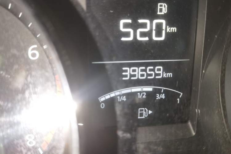 Used Volkswagen Lavida 2017 230TSI DSG Comfort Edition Odometer Close Up