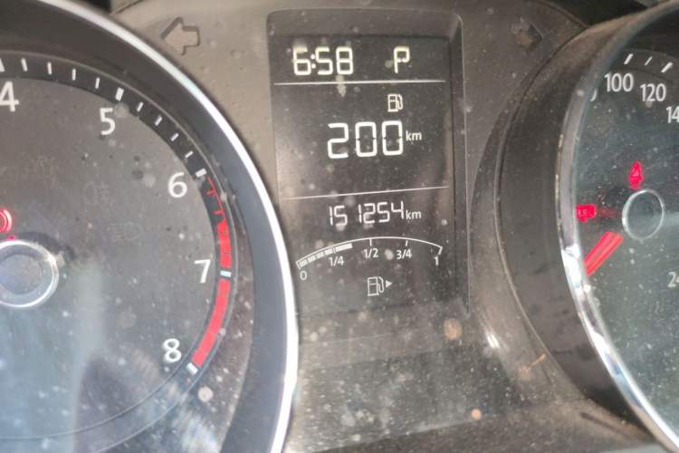 Used Volkswagen Lavida 2017 230TSI DSG Comfort Edition Odometer Close Up