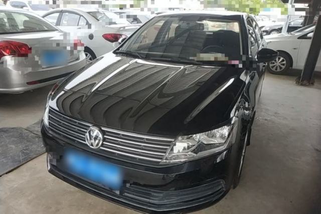 Ojetý Volkswagen Lavida 2017 1.6L Manual Fashion Edition