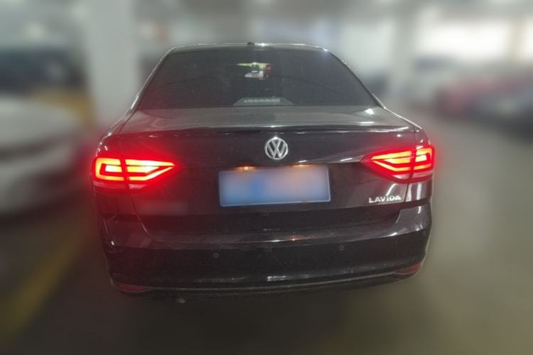 Used Volkswagen Lavida 2017 1.6L Automatic Fashion Edition Rear