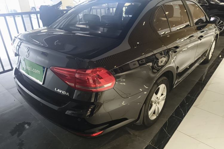 Used Volkswagen Lavida 2017 1.6L Manual Fashion Edition Rear Right 45 Deg