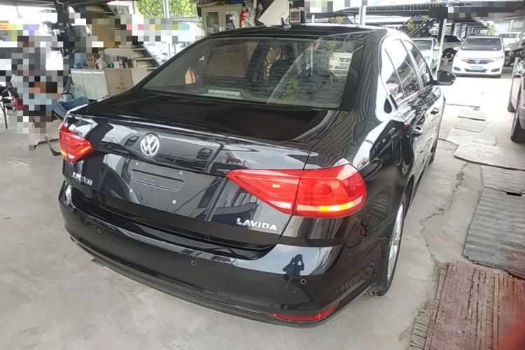 Used Volkswagen Lavida 2017 1.6L Manual Fashion Edition Rear Right 45 Deg