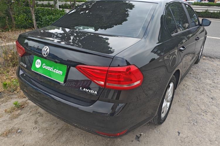 Used Volkswagen Lavida 2017 1.6L Automatic Fashion Edition Rear Right 45 Deg