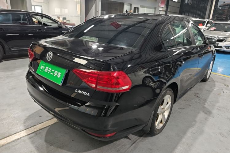 Used Volkswagen Lavida 2017 1.6L Automatic Fashion Edition Rear Right 45 Deg