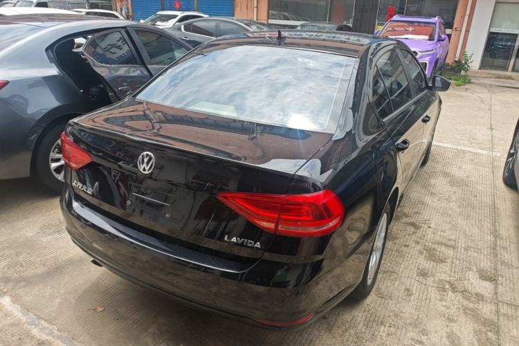 Used Volkswagen Lavida 2017 1.6L Automatic Fashion Edition Rear Right 45 Deg