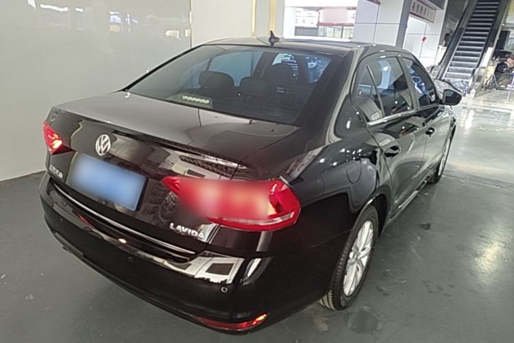Used Volkswagen Lavida 2017 1.6L Automatic Comfort Edition Rear Right 45 Deg