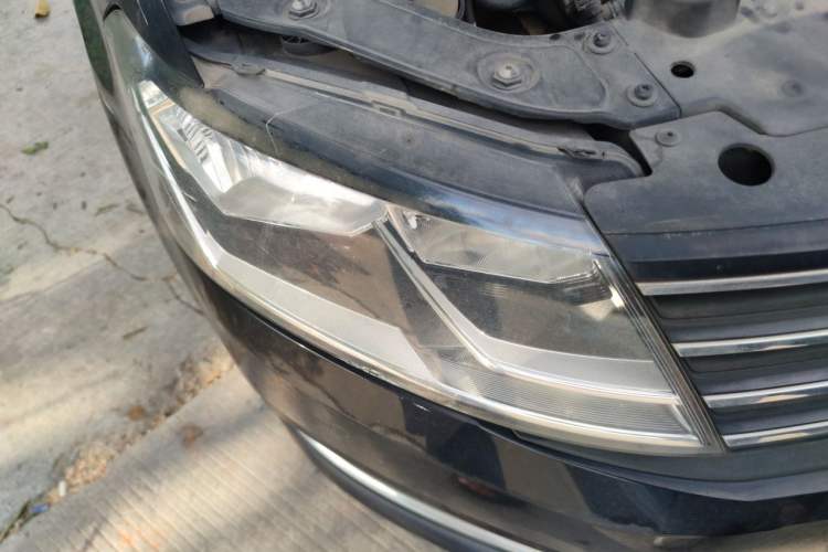 Used Volkswagen Lavida 2017 230TSI DSG Comfort Edition Right Front Headlight