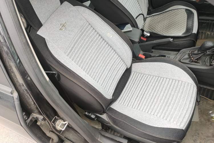 Used Volkswagen Lavida 2017 1.6L Automatic Fashion Edition Right Front Seat