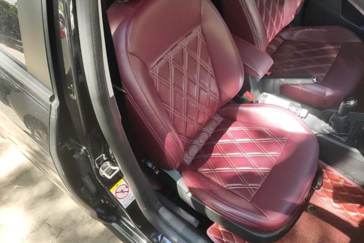 Used Volkswagen Lavida 2017 1.6L Manual Fashion Edition Right Front Seat