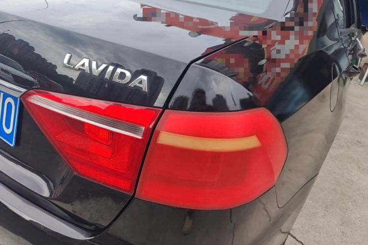 Used Volkswagen Lavida 2017 1.6L Automatic Comfort Edition Right Rear Taillight