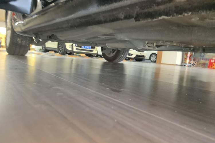 Used Volkswagen Lavida 2017 230TSI DSG Comfort Edition Right Side Sill