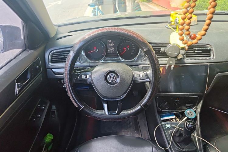 Used Volkswagen Lavida 2017 1.6L Manual Comfort Edition Steering Wheel