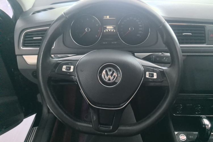 Used Volkswagen Lavida 2017 230TSI DSG Comfort Edition Steering Wheel