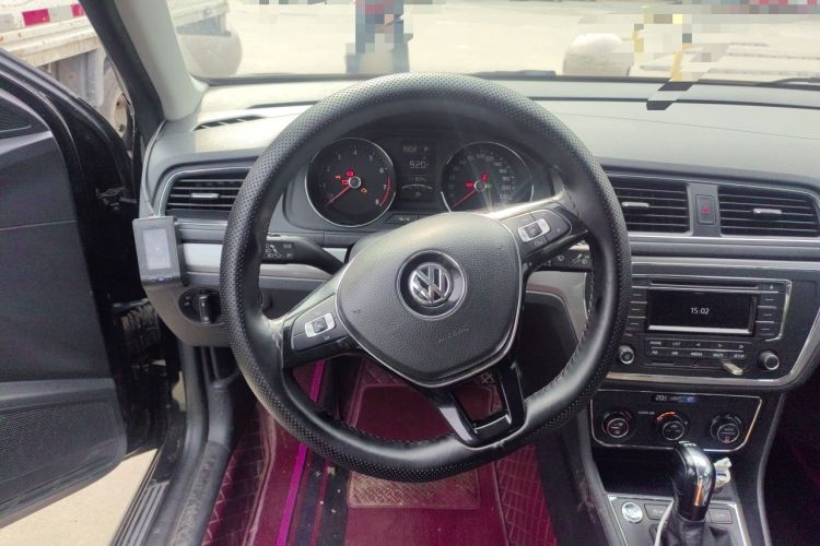 Used Volkswagen Lavida 2017 230TSI DSG Comfort Edition Steering Wheel