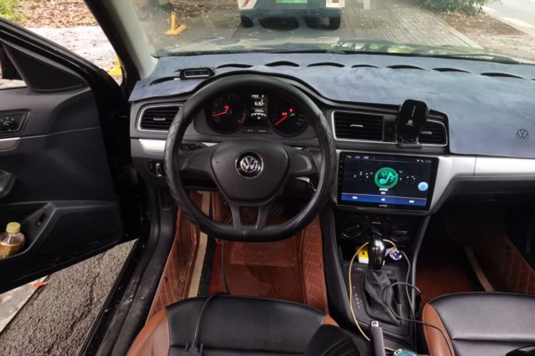 Used Volkswagen Lavida 2017 1.6L Automatic Fashion Edition Steering Wheel