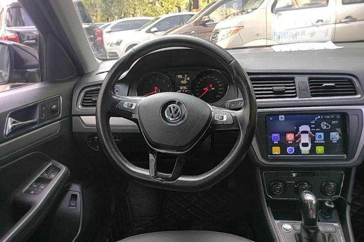 Used Volkswagen Lavida 2017 230TSI DSG Comfort Edition Steering Wheel