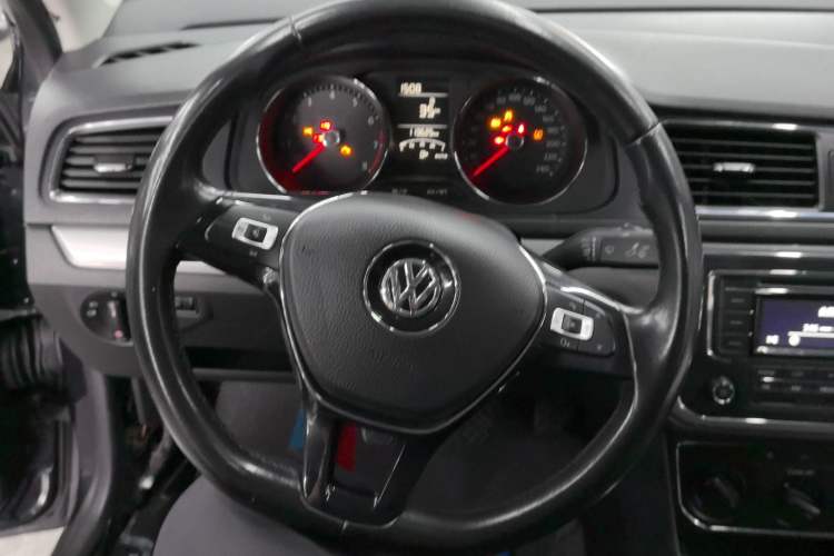 Used Volkswagen Lavida 2017 1.6L Manual Comfort Edition Steering Wheel