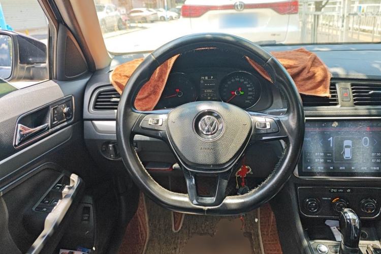 Used Volkswagen Lavida 2017 230TSI DSG Comfort Edition Steering Wheel