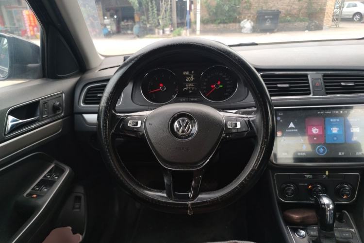 Used Volkswagen Lavida 2017 230TSI DSG Comfort Edition Steering Wheel