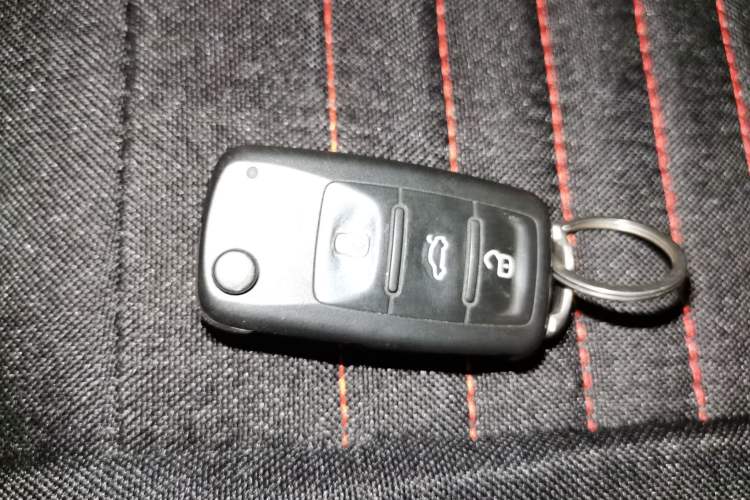 Used Volkswagen Lavida 2017 1.6L Automatic Fashion Edition Vehicle Key