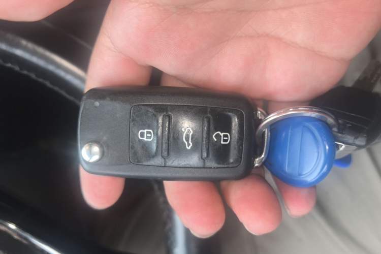 Used Volkswagen Lavida 2017 1.6L Automatic Comfort Edition Vehicle Key