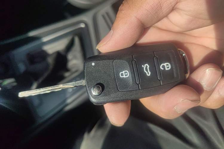 Used Volkswagen Lavida 2017 1.6L Automatic Fashion Edition Vehicle Key