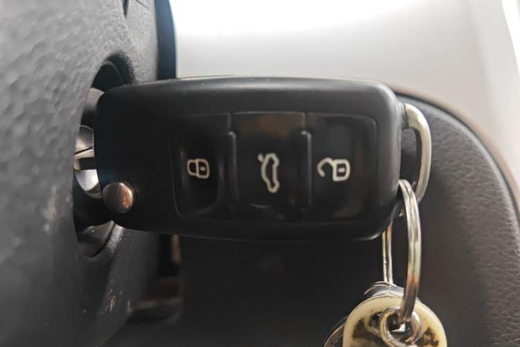 Used Volkswagen Lavida 2017 1.6L Automatic Comfort Edition Vehicle Key