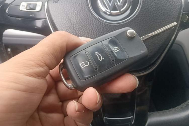 Used Volkswagen Lavida 2017 230TSI DSG Comfort Edition Vehicle Key